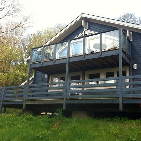 The Blue House Villa United Kingdom Buitenkant foto
