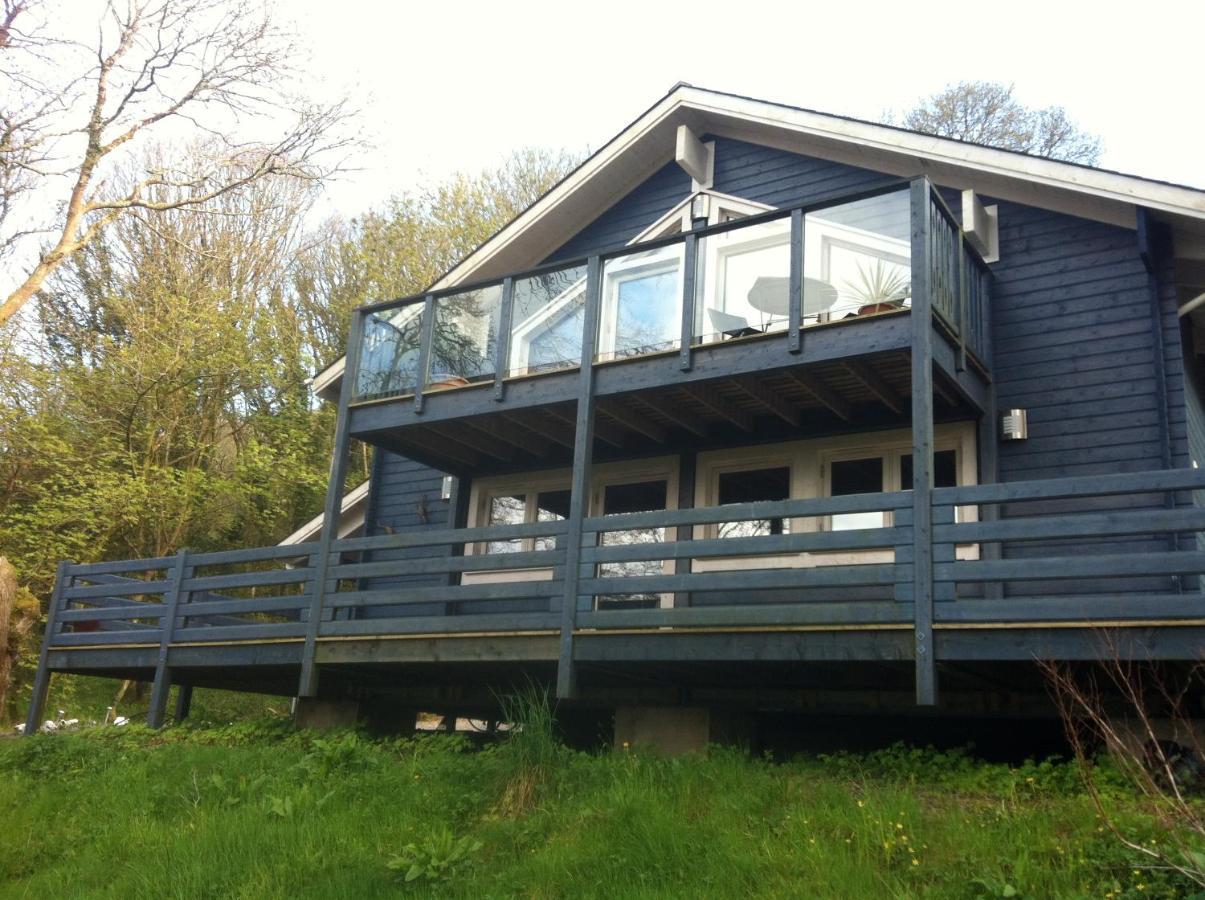 The Blue House Villa United Kingdom Buitenkant foto